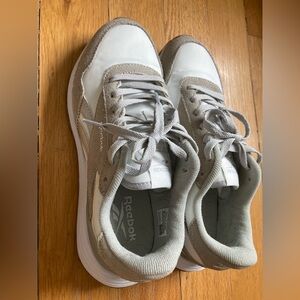 Reebok Classic Gray and White Trainers